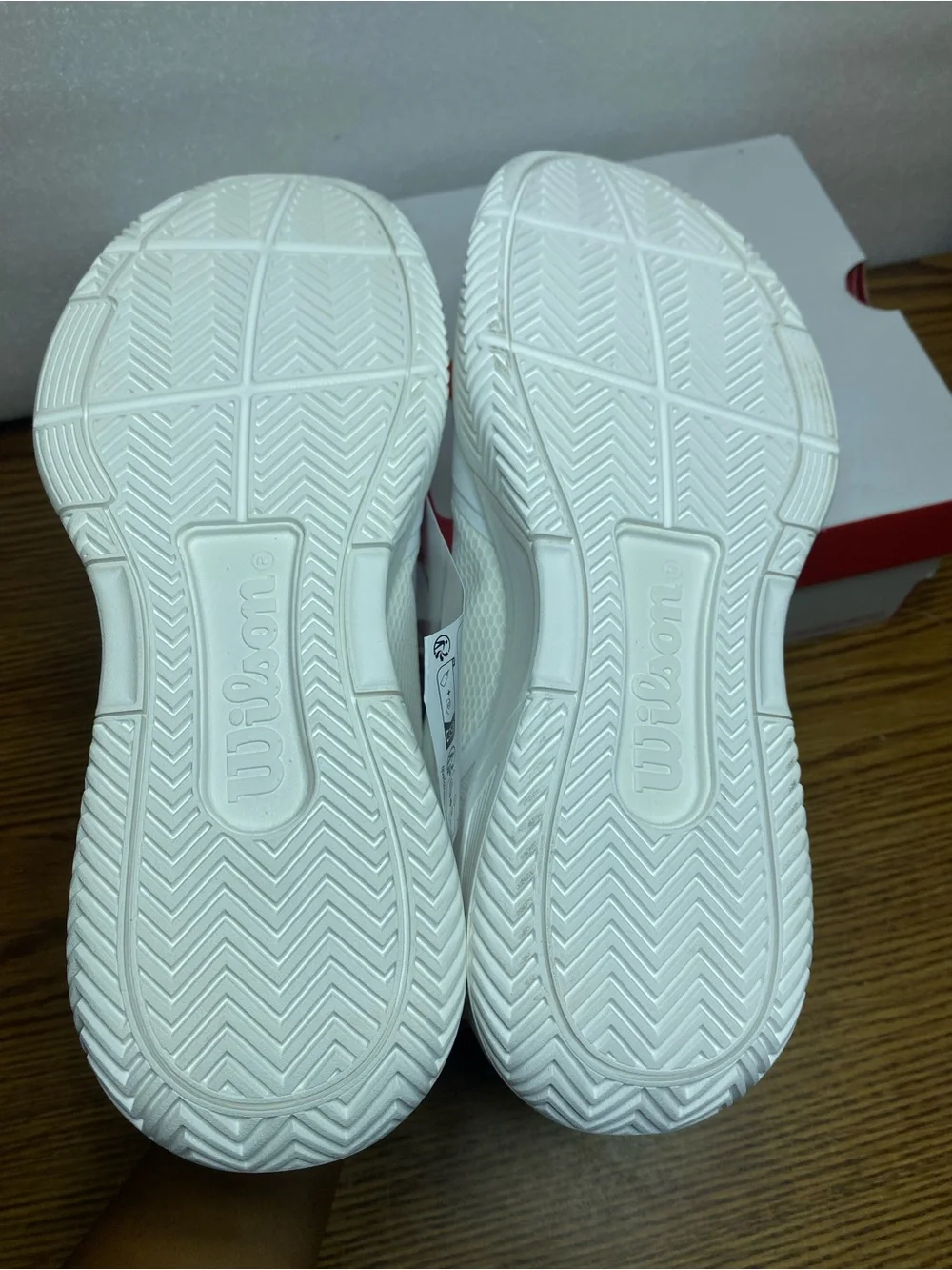 Wilson court glide